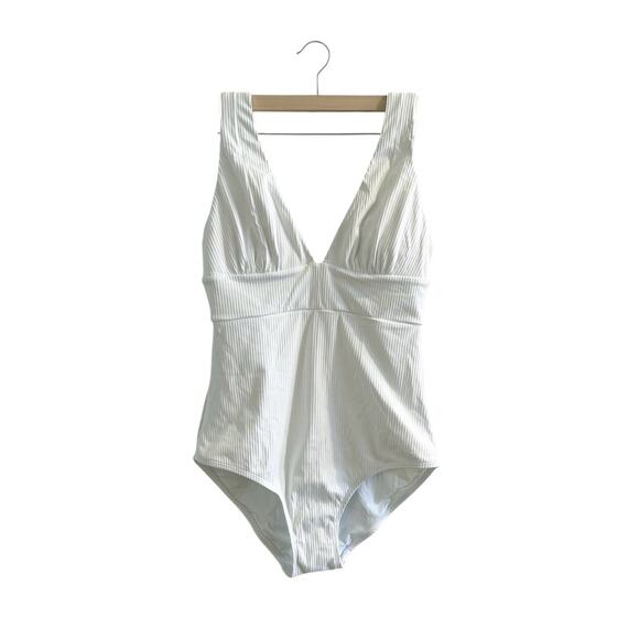 Andie Swim Sample The Mykonos Ribbed One Piece in White S - Picture 5 of 7